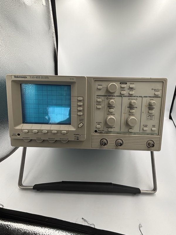 Осциллограф Tektronix TAS455
