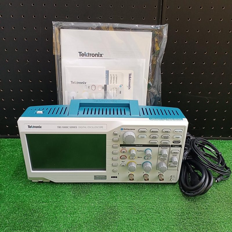 Осциллограф Tektronix TBS1052C