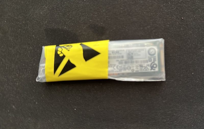 SSD-накопитель Dell TC2RP