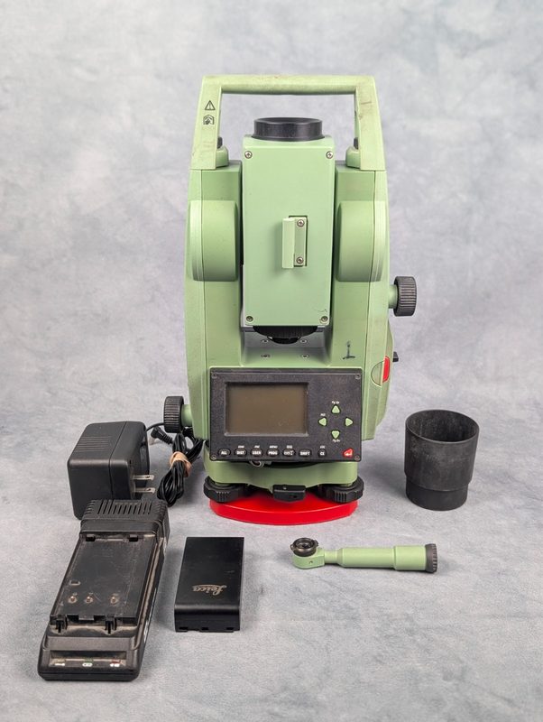 Тахеометр Leica TC307