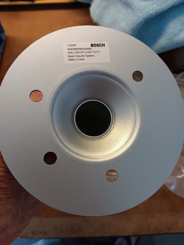 Камера Bosch TC9208