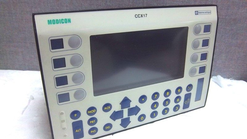 Панель оператора Schneider TCC-X1730-L