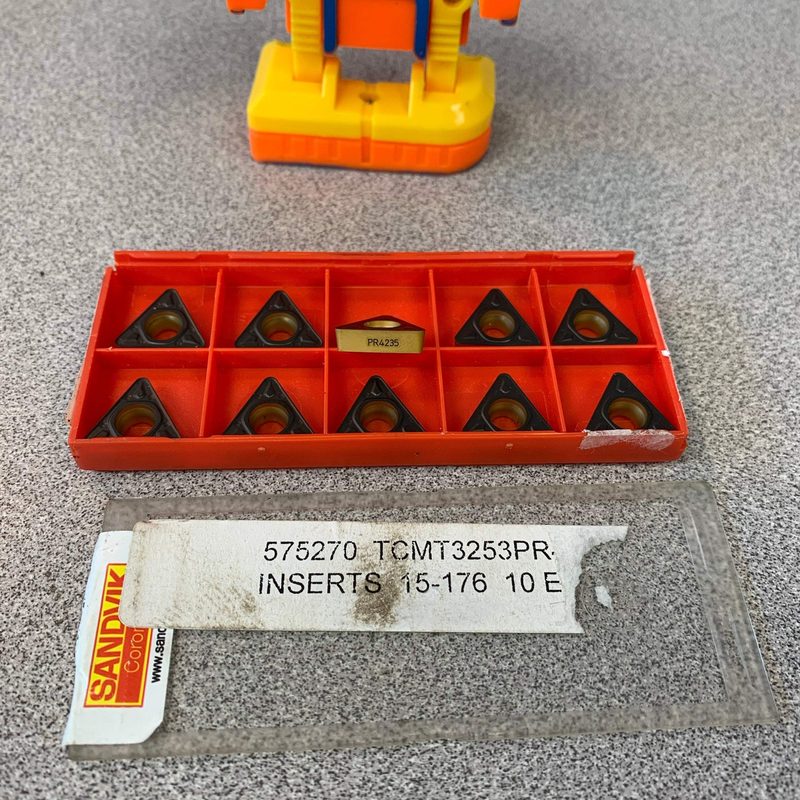 Режущий инструмент Sandvik TCMT3253PR