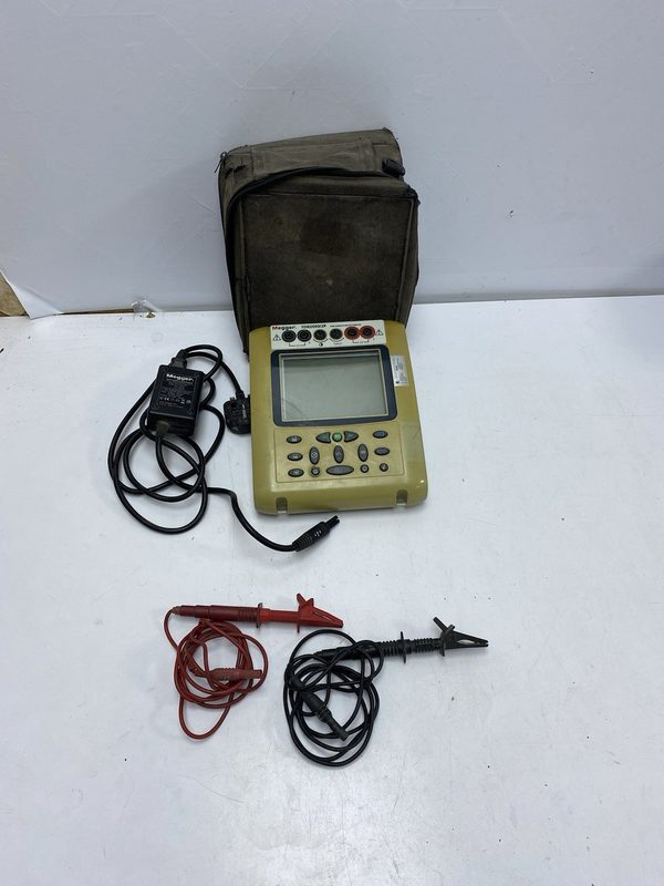 Искатель повреждений кабеля Megger TDR2000/2P