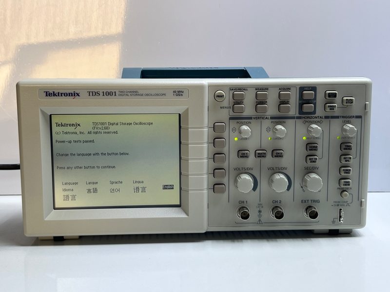 Осциллограф Tektronix TDS1001