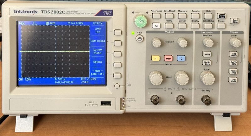 Осциллограф Tektronix TDS2002C