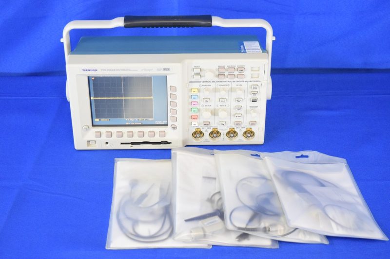 Осциллограф Tektronix TDS3064B