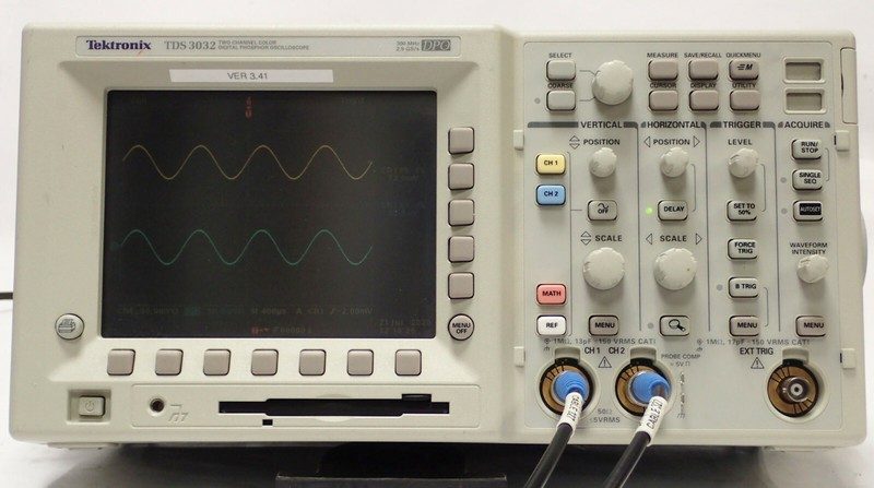 Осциллограф Tektronix TDS3TRG