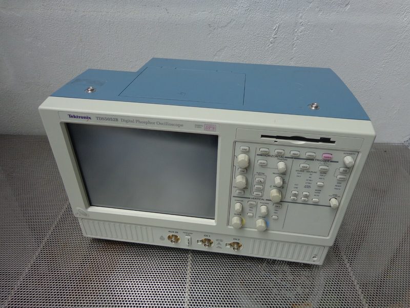 Осциллограф Tektronix TDS5052B