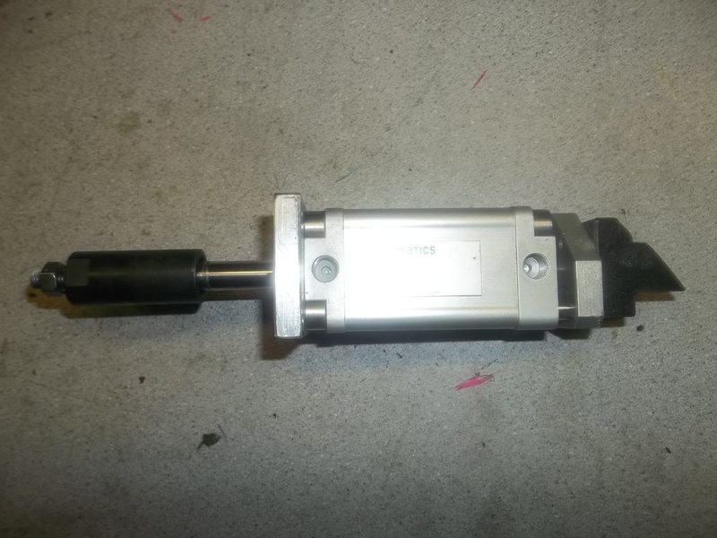 Электромагнитный клапан Numatics TF-584885-2