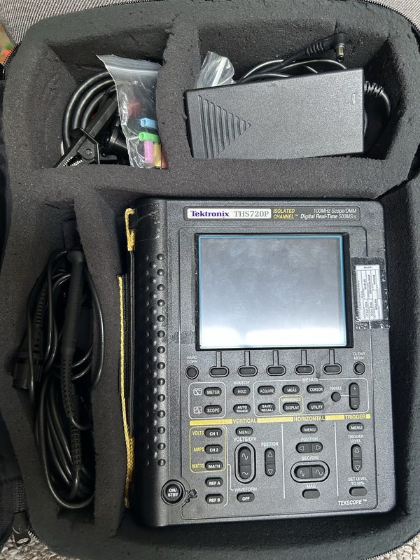 Тестер Tektronix THS720P
