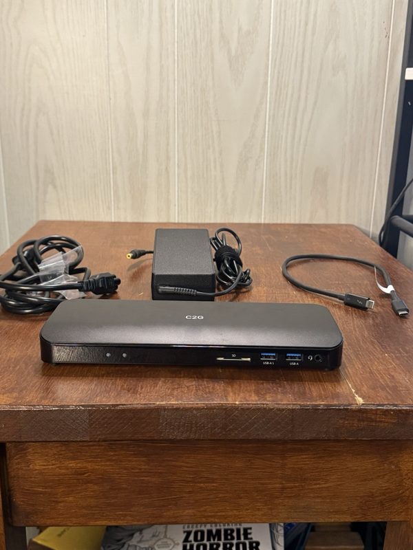 Док-станция Lenovo THUNDERBOLT3