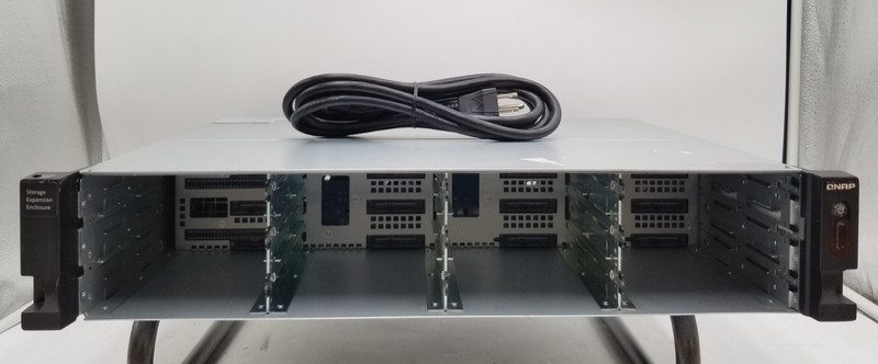 Дисковая полка QNAP TL-R1220SEP-RP