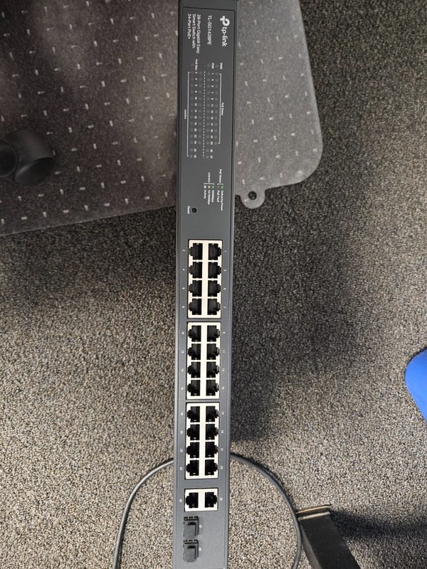 Коммутатор TP-Link TL-SG1428PE