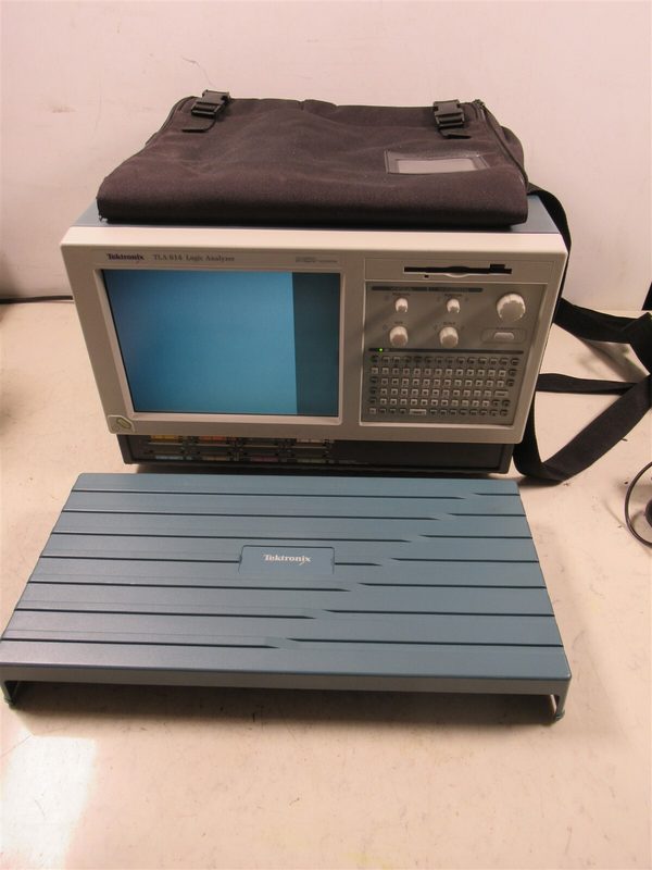 Логический анализатор Tektronix TLA614