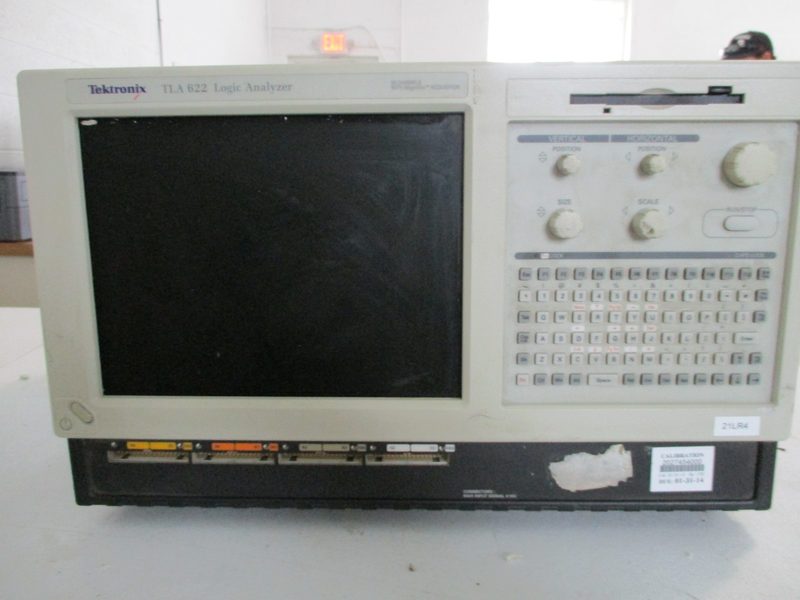 Логический анализатор Tektronix TLA622
