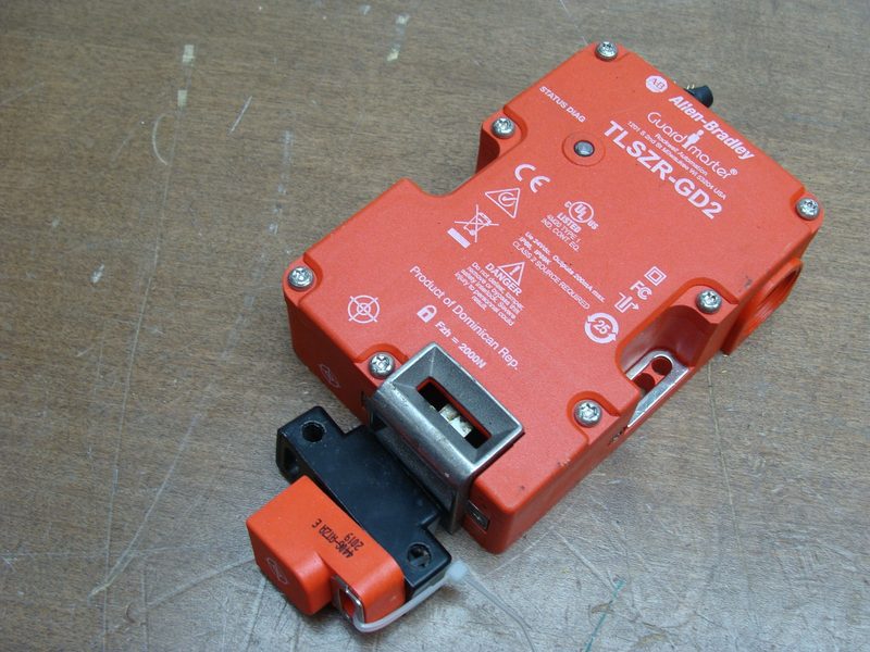 Реле безопасности Allen-Bradley TLSZR-GD2