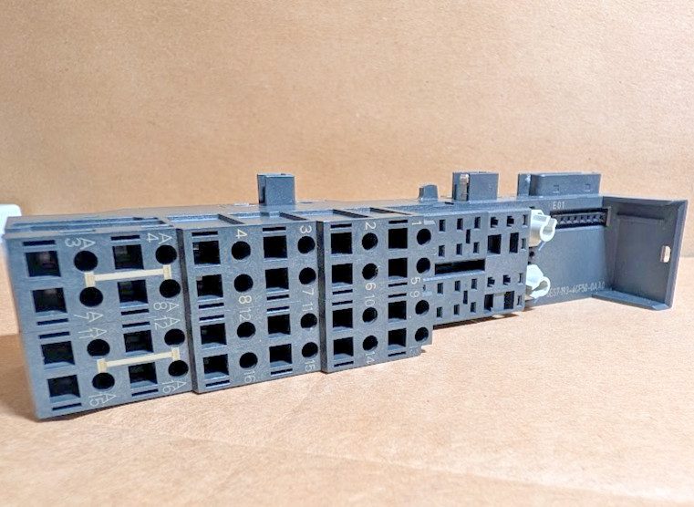 Модуль ввода-вывода Siemens TM-E30C46-A1