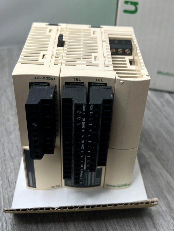 ПЛК Schneider TM2DDI8DT