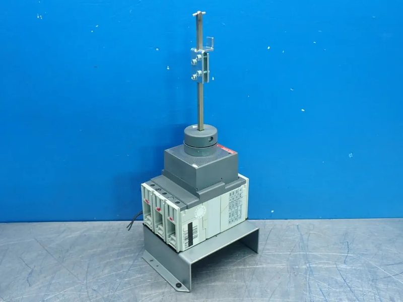 Автоматический выключатель ABB TMAX-T2H-100