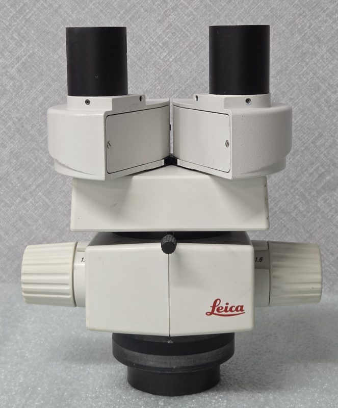 Микроскоп Leica TMU261