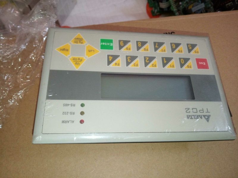 Панель оператора Delta TP02G-AS1