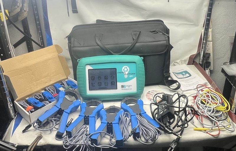 Тестер TR2550A