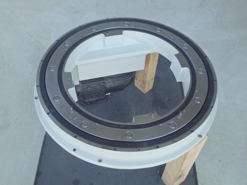 Поворотный стол TR750A