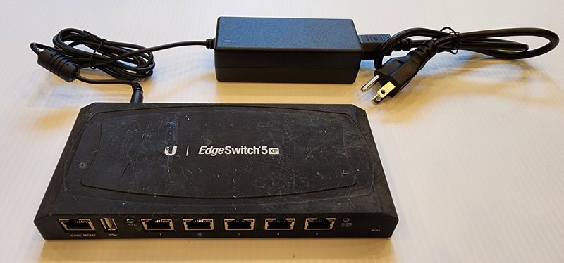 Коммутатор Ubiquiti TS-5-POE