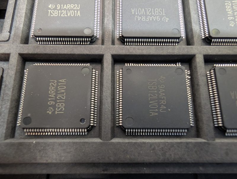 Микросхема TSB12LV01A