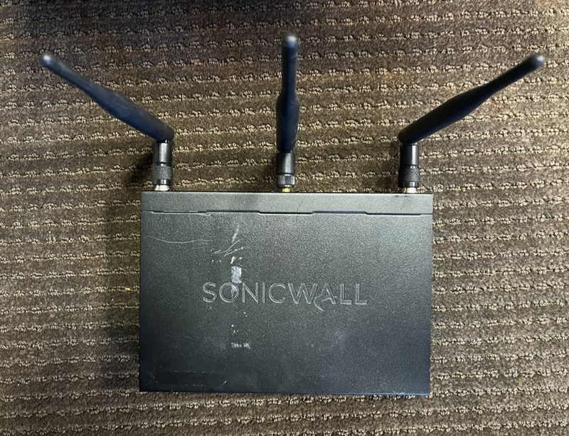 Межсетевой экран SonicWall TZ 400