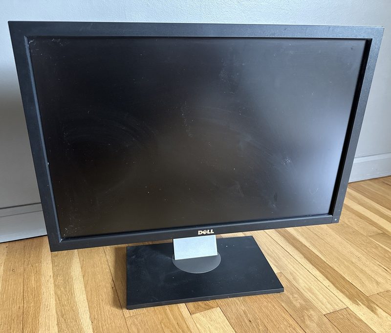 Монитор Dell U2410F