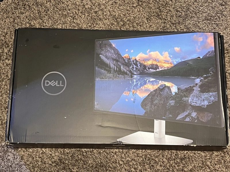 Монитор Dell U2724D