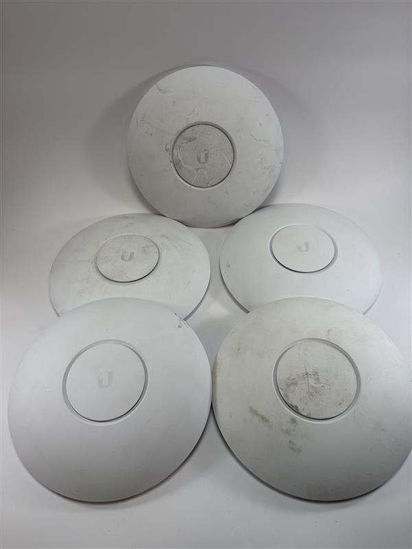 Точка доступа Ubiquiti UAP-AC-PRO-5