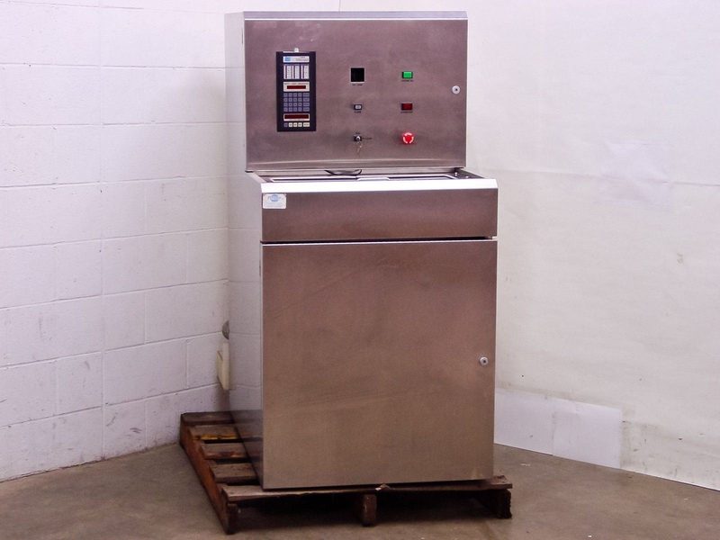 Электронный компонент UC-7010