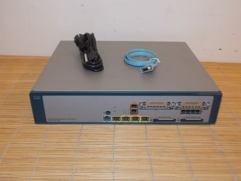 Маршрутизатор Cisco UC560-BRI-K9