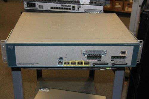 Маршрутизатор Cisco UC560-T1E1-K9