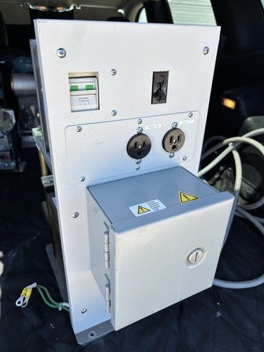 Блок розеток UEE0300-016015-10S