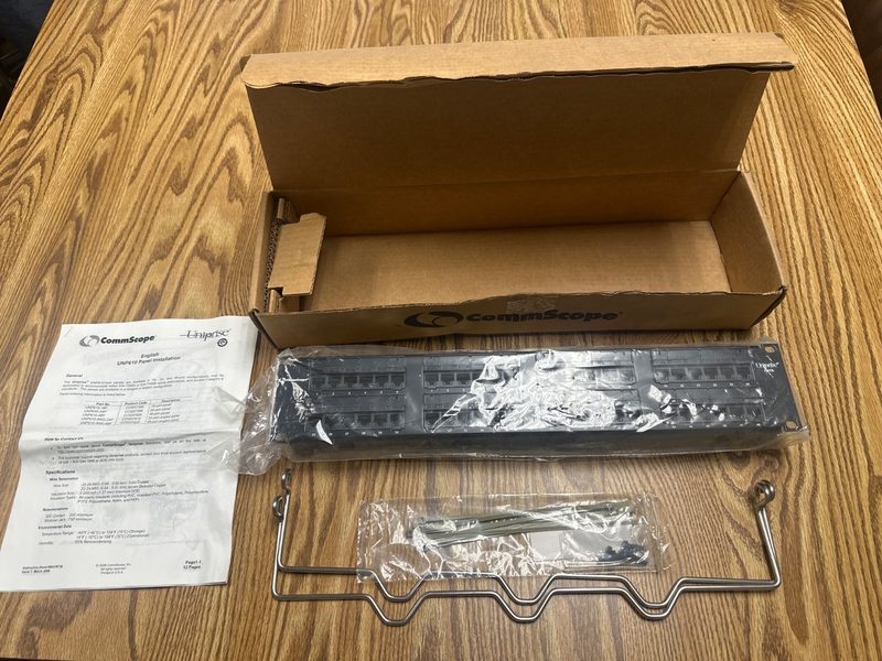 Патч-панель CommScope UNP610-48P