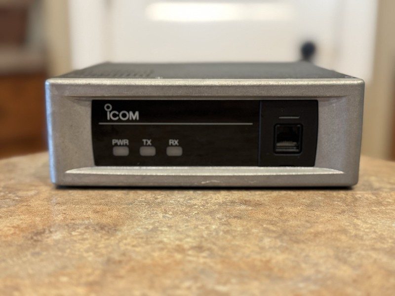 Ретранслятор Icom UR-FR6000