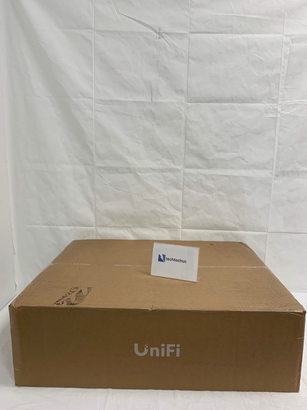 Коммутатор Ubiquiti USW-PRO-XG-48-POE