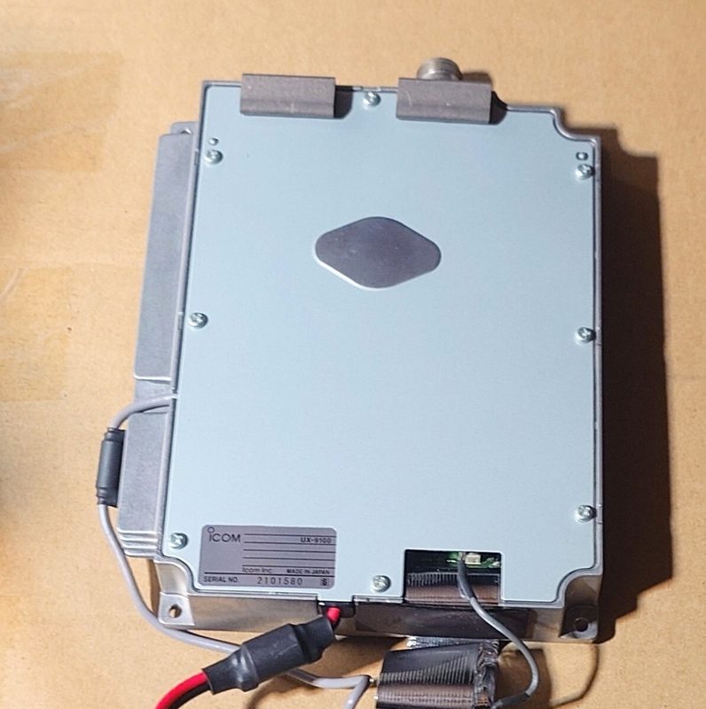 Радиостанция Icom UX-9100