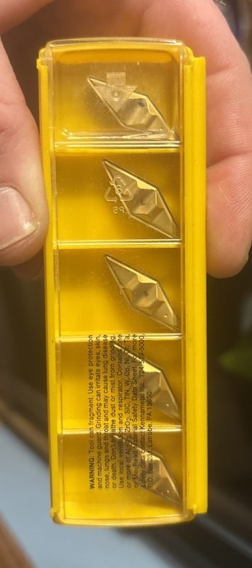 Режущий инструмент Kennametal VCMR160408