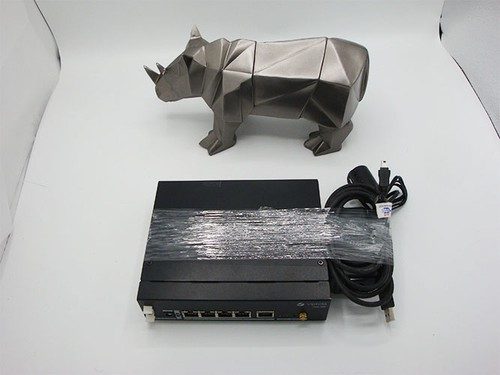 Маршрутизатор Cisco VEDGE-100B