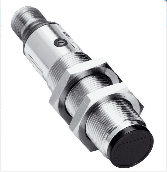 Фотоэлектрический датчик SICK VL18-3E3212
