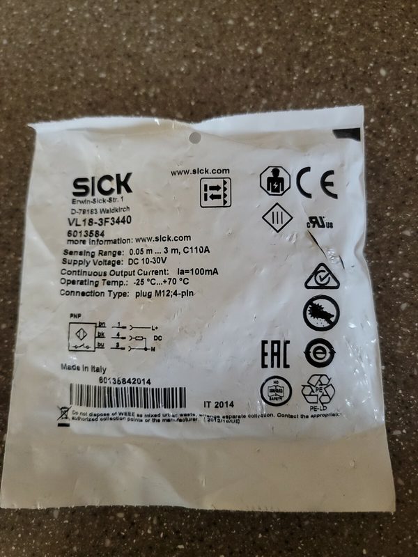 Фотоэлектрический датчик SICK VL18-3F3440