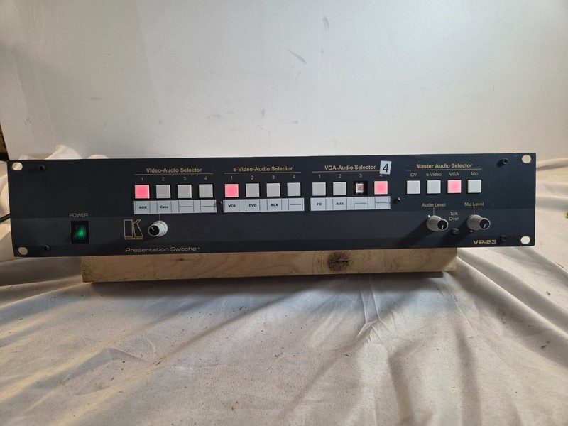 Видеокоммутатор Kramer VP-23C
