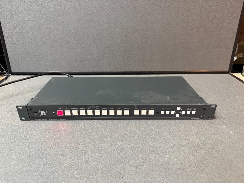 Видеокоммутатор Kramer VP-438