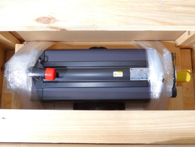 Серводвигатель Allen-Bradley VPC-B2156D-QK14FS