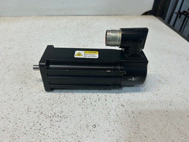 Серводвигатель Allen-Bradley VPL-B0631T-PK14AA